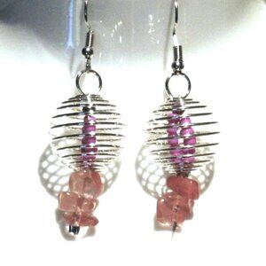 Medium globe dangle earrings with natural purple stone chips ED-8-025